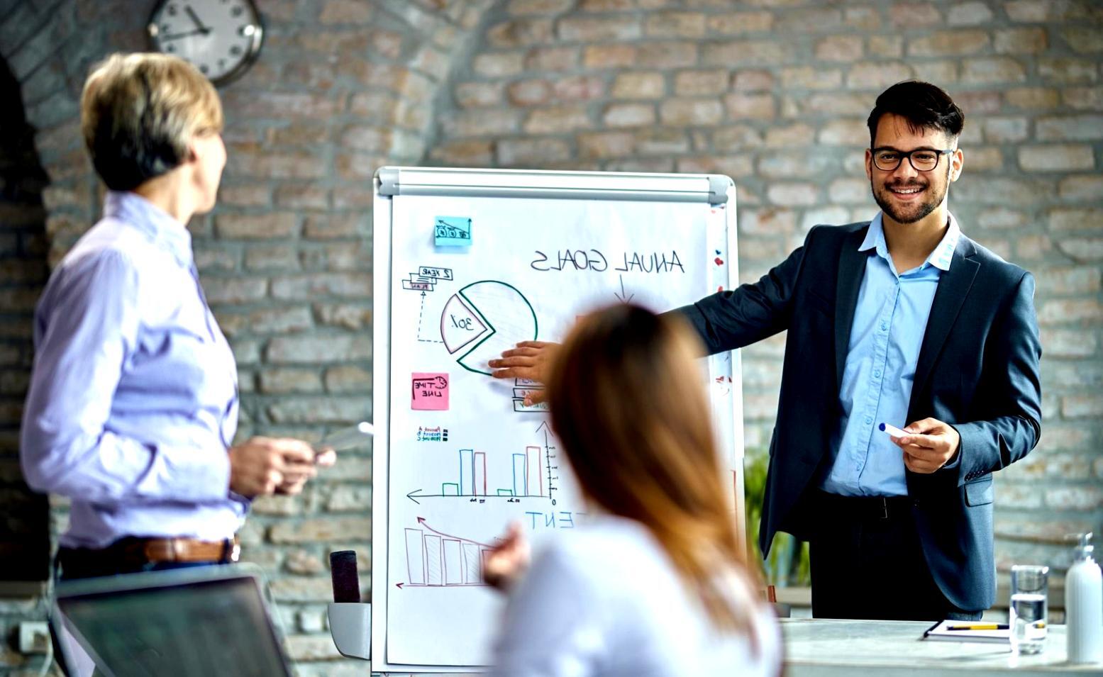 Analyse de données financières sur écran d'ordinateur